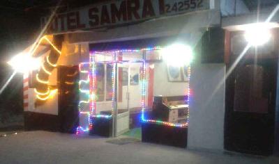 Hotel Samrat Photo