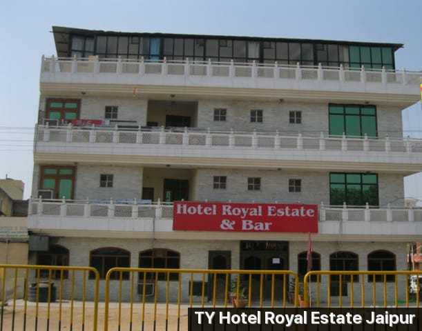 Hotel Royal Estate Photo